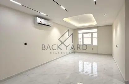 شقة - 2 غرف نوم - 3 حمامات للايجار في المسيلة - المسيلة - الدوحة