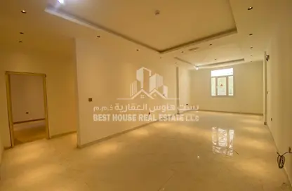 Apartment - 2 Bedrooms - 3 Bathrooms for rent in Aspire Zone - Al Waab - Doha