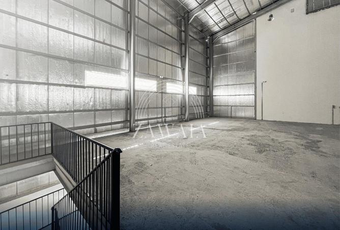 989051 - Property Main Image