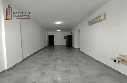 Apartment - 2 Bedrooms - 2 Bathrooms for rent in Al Sadd Road - Al Sadd - Doha