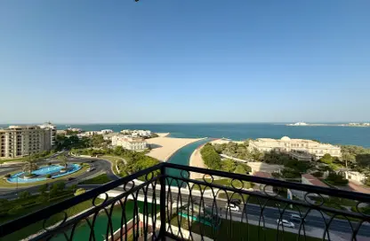 Apartment - 2 Bedrooms - 4 Bathrooms for rent in Floresta Gardens - Floresta Gardens - The Pearl Island - Doha