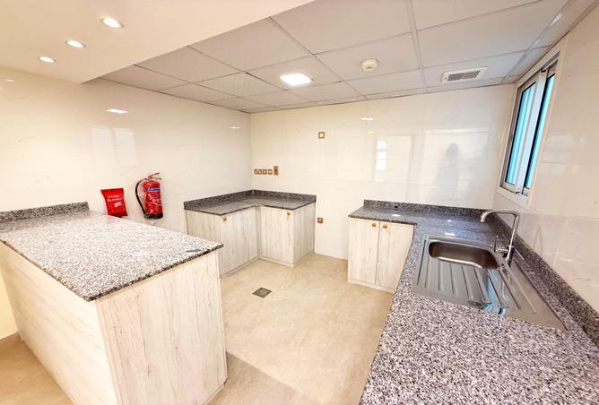 937851 - Property Image 3