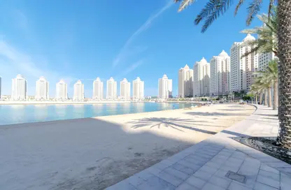 Apartment - Studio - 1 Bathroom for rent in Viva East - Viva Bahriyah - The Pearl Island - Doha