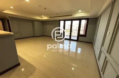 Apartment - 2 Bedrooms - 3 Bathrooms for rent in East Porto Drive - Porto Arabia - The Pearl Island - Doha