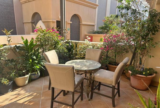 976973 - Property Main Image