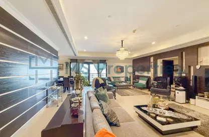 شقة - 2 غرف نوم - 3 حمامات للايجار في طريق بورتو الغربي - بورتو أرابيا - جزيرة اللؤلؤة - الدوحة