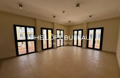 Apartment - 3 Bedrooms - 4 Bathrooms for sale in Teatro - Qanat Quartier - The Pearl Island - Doha