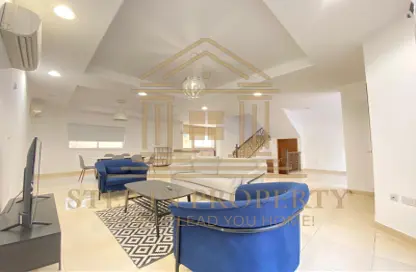 مجمع سكني - 3 غرف نوم - 4 حمامات للايجار في بوابة عين خالد - عين خالد - الدوحة