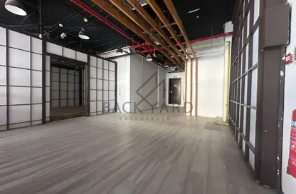 محل تجاري - استوديو - 2 حمامات للايجار في الطريق الدائري الثاني - الطريق الدائري الثاني - الدوحة