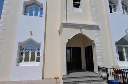 Villa - 6 Bedrooms - 7 Bathrooms for rent in Umm Qarn - Al Daayen