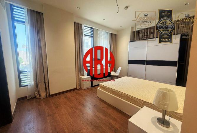 977447 - Property Image 2