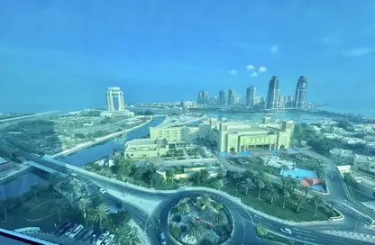 Apartment - 2 Bedrooms - 4 Bathrooms for rent in Zig Zag Tower A - Zig Zag Towers - West Bay - Doha