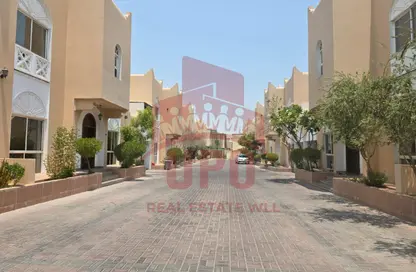 Compound - 5 Bedrooms - 4 Bathrooms for rent in Beverly Hills Garden - Beverly Hills Garden - Old Airport Road - Doha
