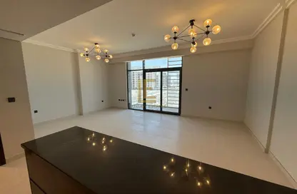 Apartment - 2 Bedrooms - 3 Bathrooms for sale in Yasmeen City - Lusail
