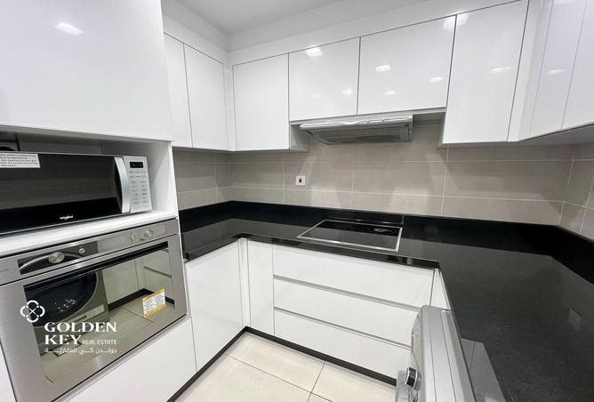916584 - Property Image 3