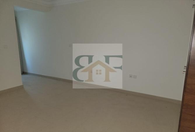 953967 - صورة العقار 2