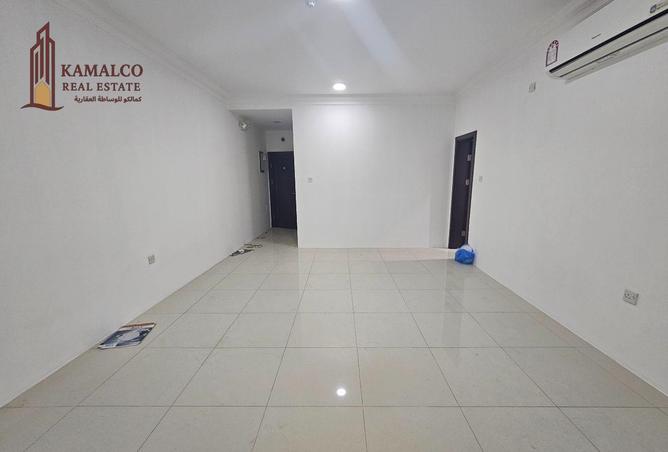 964797 - Property Image 2