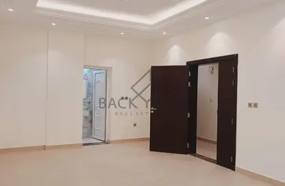Apartment - 3 Bedrooms - 3 Bathrooms for rent in Al Nasr Street - Al Nasr - Doha