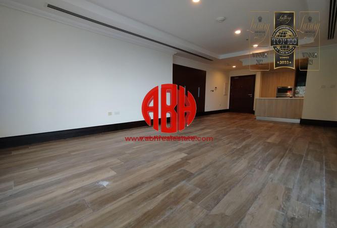 955978 - Property Image 3