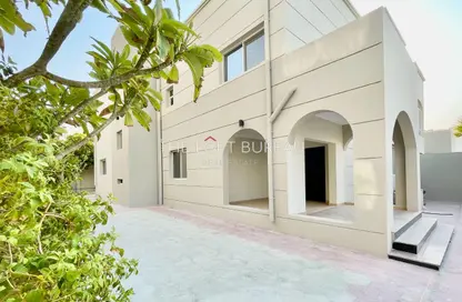 Villa - 4 Bedrooms - 5 Bathrooms for rent in Maamoura Villas - Al Maamoura - Doha