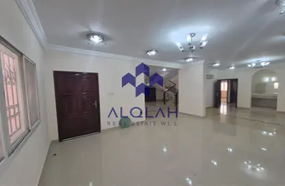 Villa - 4 Bedrooms - 5 Bathrooms for rent in Al Duhail South - Al Duhail - Doha