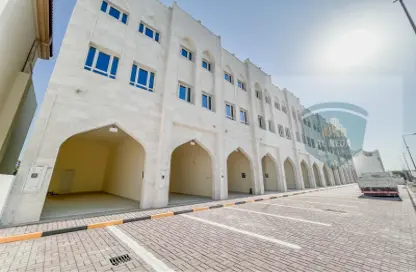 محل تجاري - استوديو للبيع في الخيصة - أم صلال محمد