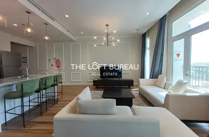 Apartment - 2 Bedrooms - 3 Bathrooms for rent in Floresta Gardens - Floresta Gardens - The Pearl Island - Doha