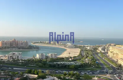 Apartment - 1 Bedroom - 2 Bathrooms for rent in Porto Arabia - The Pearl Island - Doha