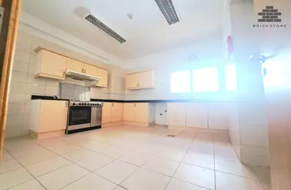 Apartment - 2 Bedrooms - 2 Bathrooms for rent in Al Jazeera Street - Fereej Bin Mahmoud North - Fereej Bin Mahmoud - Doha