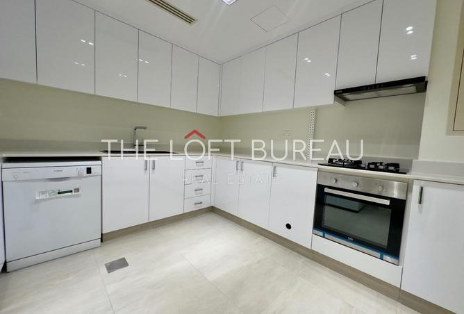 989183 - Property Image 3