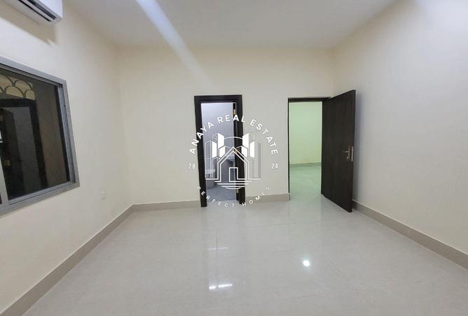 968668 - Property Image 3