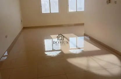 Apartment - 3 Bedrooms - 3 Bathrooms for rent in Al Nasr Street - Al Nasr - Doha