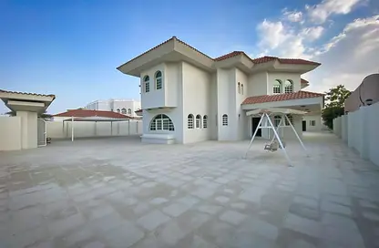 Villa - 5 Bedrooms - 7+ Bathrooms for rent in Al Hamraa Street - Al Thumama - Doha