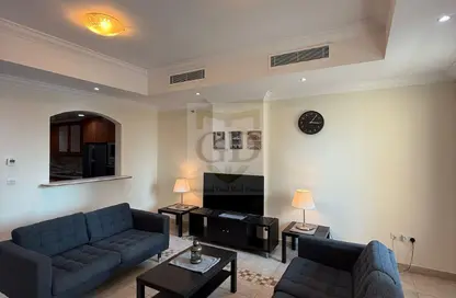 Apartment - 2 Bedrooms - 3 Bathrooms for rent in Tower 9 - Porto Arabia - The Pearl Island - Doha