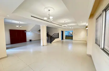 Villa - 3 Bedrooms - 3 Bathrooms for rent in Souk Al gharaffa - Al Gharrafa - Doha