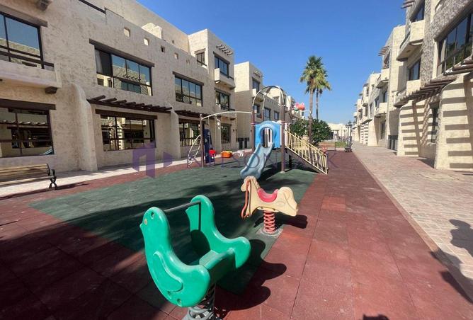 991428 - Property Image 3