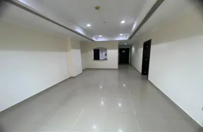 Apartment - 1 Bedroom - 2 Bathrooms for rent in Tuscan Tower - Porto Arabia - The Pearl Island - Doha Apartment - 1 Bedroom - 2 Bathrooms for rent in Tuscan Tower - Porto Arabia - The Pearl Island - Doha