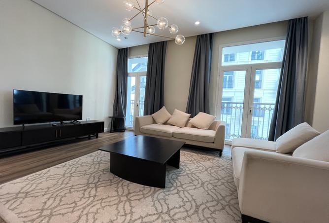 975209 - Property Image 2