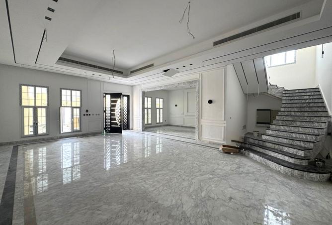 935806 - Property Image 2