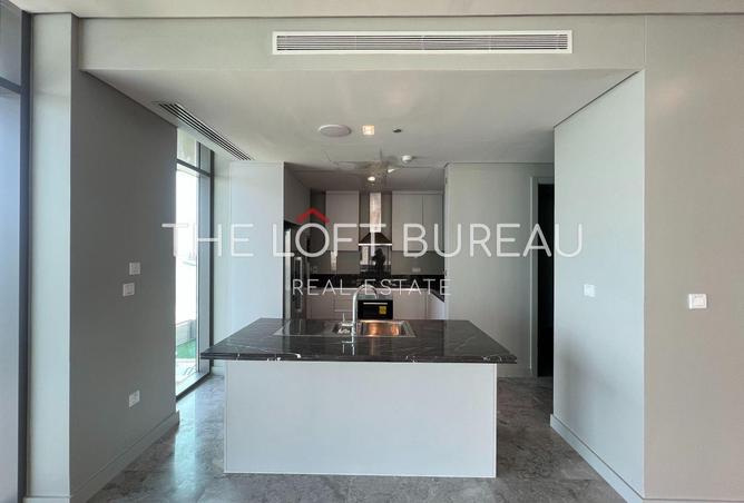 998273 - Property Image 2