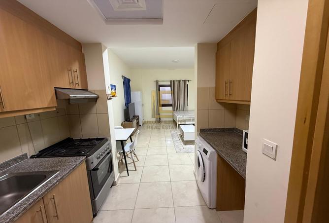 953664 - Property Image 2