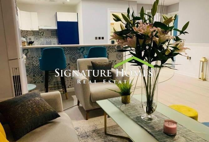 985598 - Property Image 2