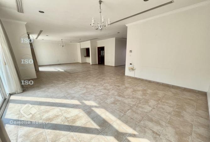 981113 - Property Image 2