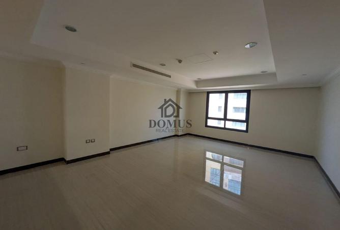 957680 - Property Image 3