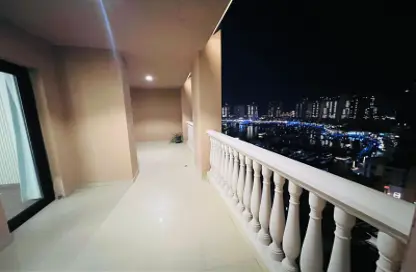 Apartment - 1 Bedroom - 2 Bathrooms for rent in Porto Arabia - The Pearl Island - Doha