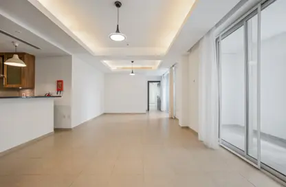 Apartment - 1 Bedroom - 2 Bathrooms for sale in Viva East - Viva Bahriyah - The Pearl Island - Doha