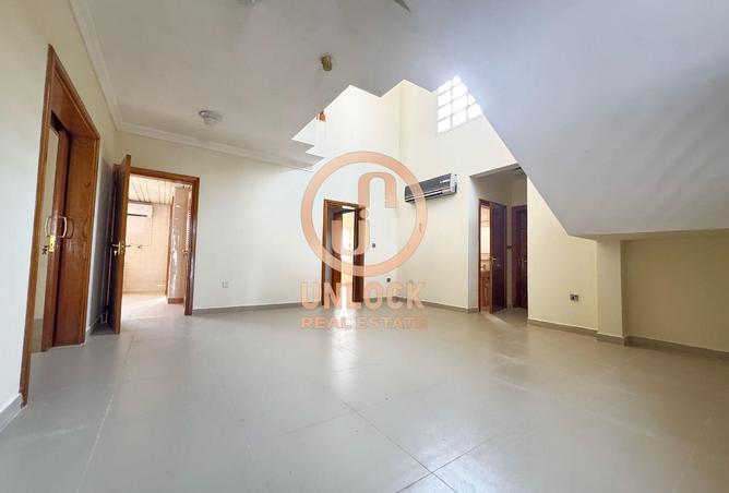 994831 - Property Image 2