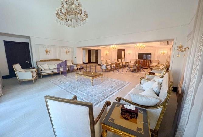 985462 - Property Image 2