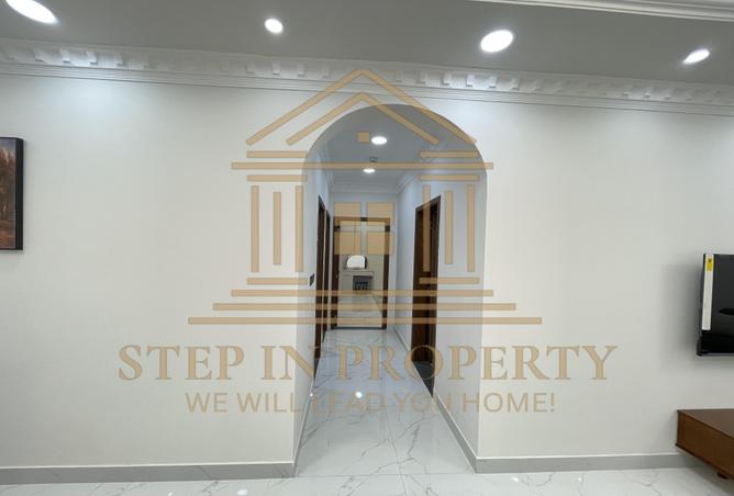 971033 - Property Image 3