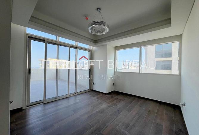 946415 - Property Image 3